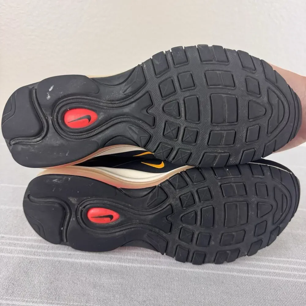 Nike women’s air